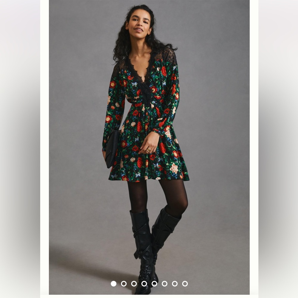 NWT Anthropologie Lacy V front/back black floral lace mini dress - Choos…